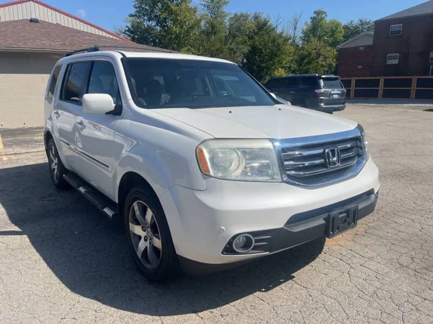 2013 Honda Pilot Touring photo 1