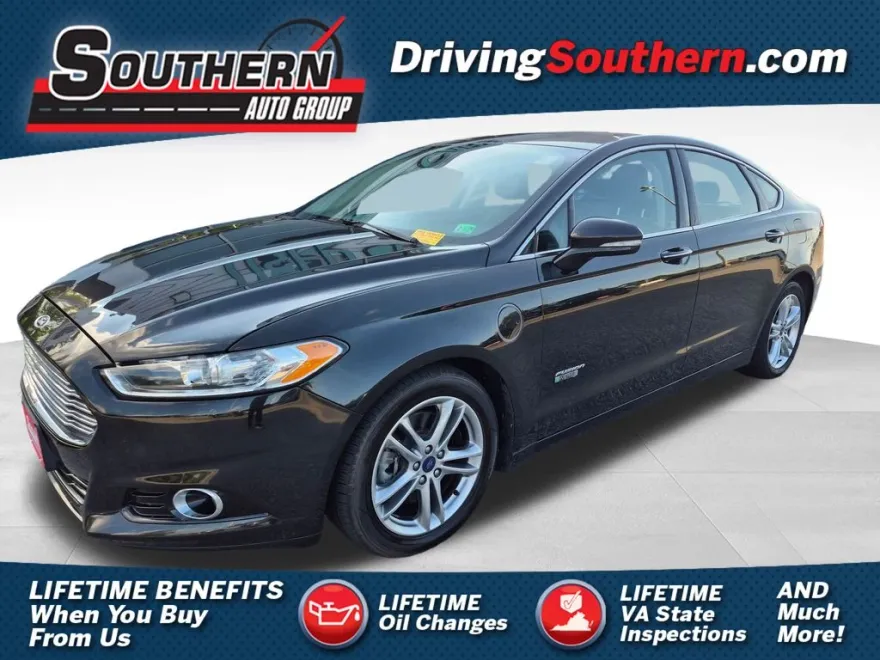 2015 Ford Fusion Energi Titanium photo 1