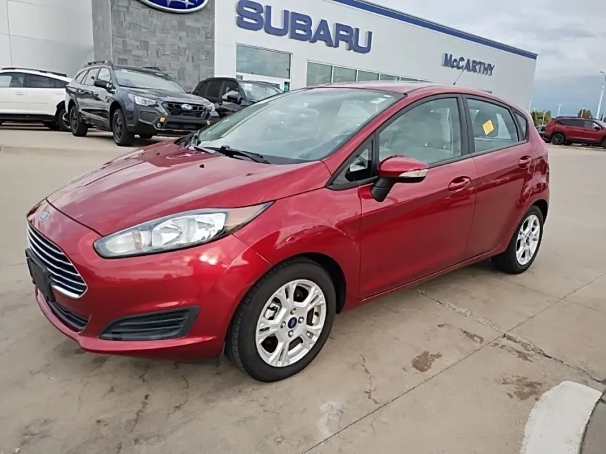 2014 Ford Fiesta SE photo 1