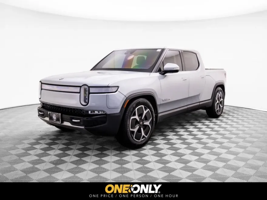 2024 Rivian R1T Adventure photo 1