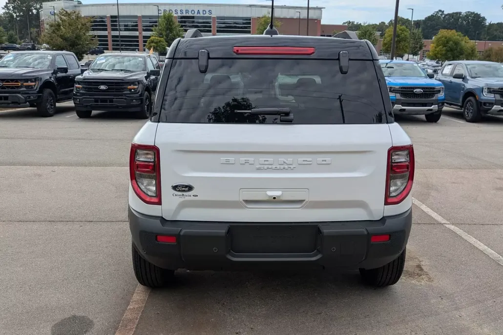 2025 Ford Bronco Sport Outer Banks photo 1