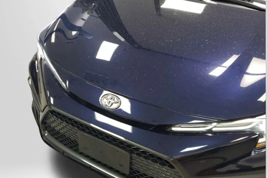 2022 Toyota Corolla SE photo 1