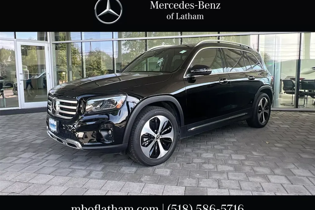 2024 Mercedes Benz GLB 250 photo 1