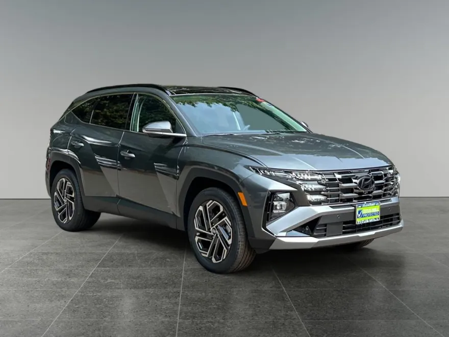 2025 Hyundai Tucson Hybrid Limited photo 1