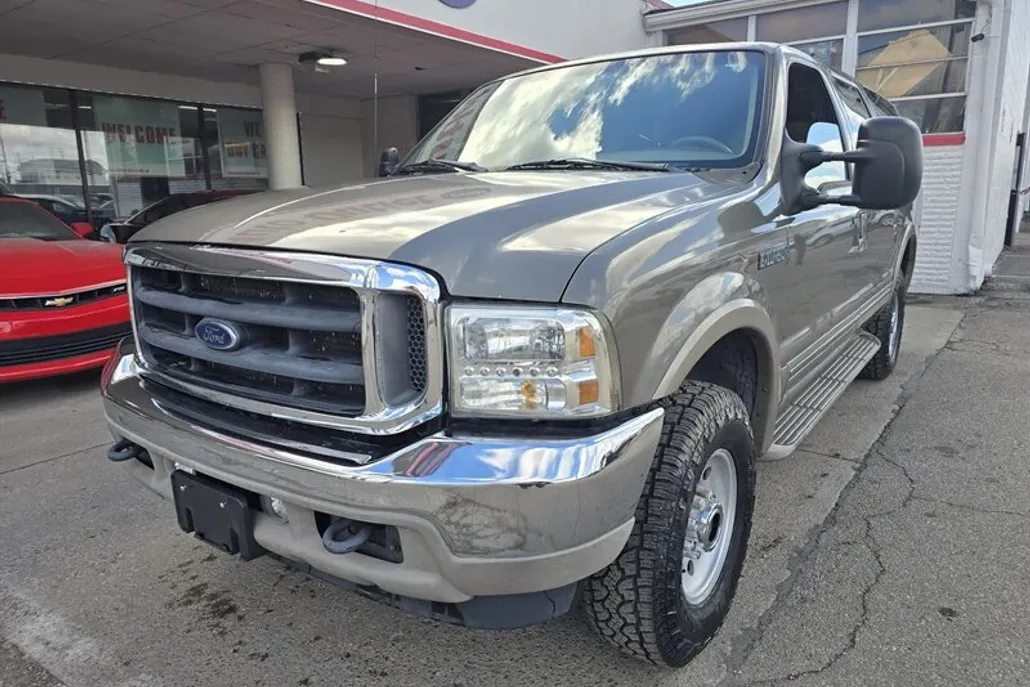 2002 Ford Excursion Limited photo 1