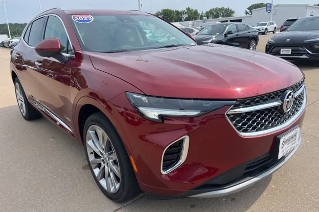2023 Buick Envision Avenir photo 1