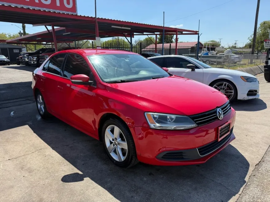 2014 Volkswagen Jetta TDI photo 1