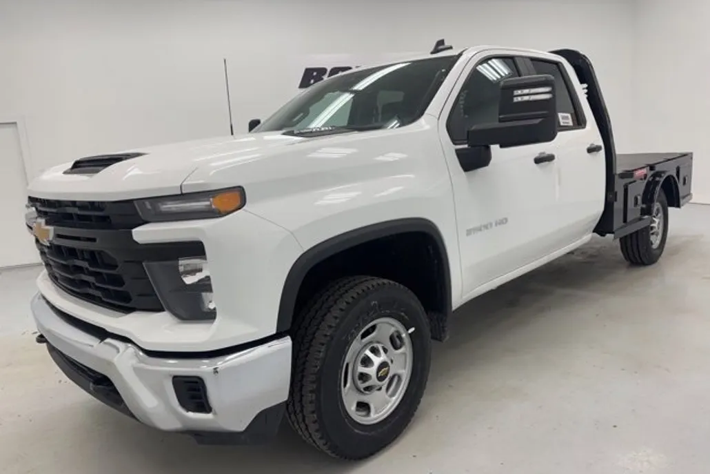 2025 Chevrolet Silverado 2500HD photo 1