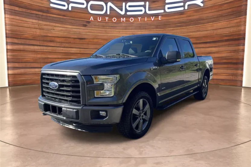 2015 Ford F-150 XLT photo 1