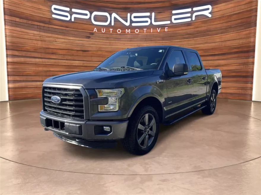 2015 Ford F-150 XLT photo 1