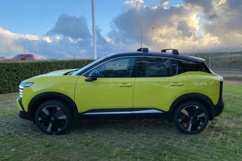 2026 Nissan Kicks SR photo 1