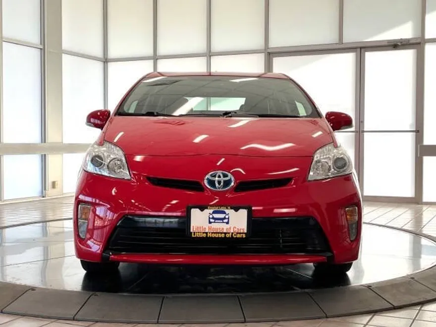 2015 Toyota Prius Two photo 1