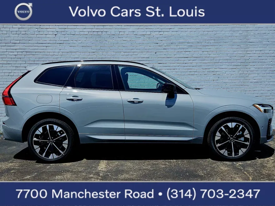 2026 Volvo XC60 Hybrid Plus photo 1