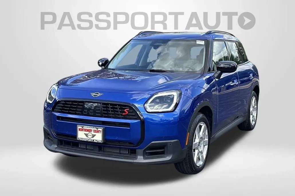 2025 Mini Countryman ALL4 S photo 1