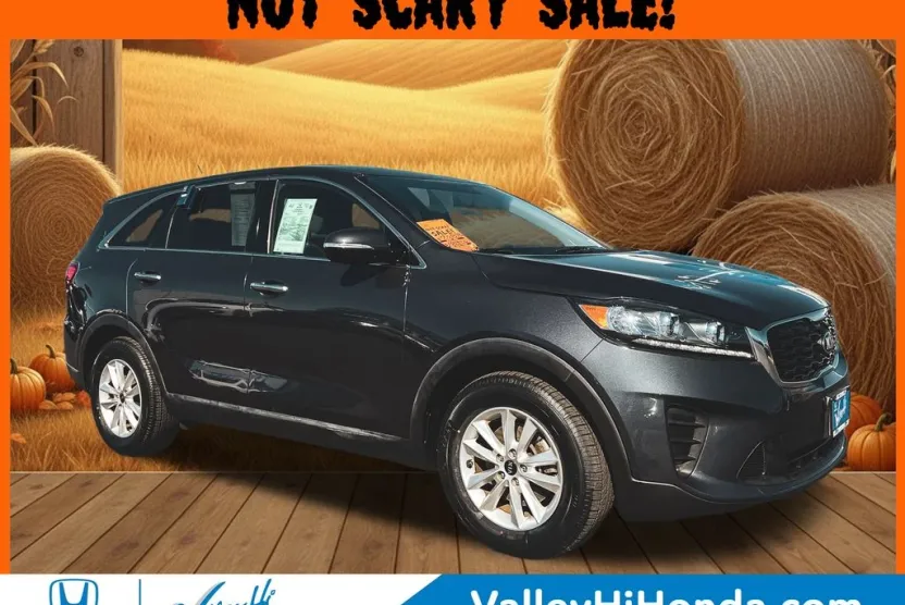 2019 Kia Sorento LX photo 1