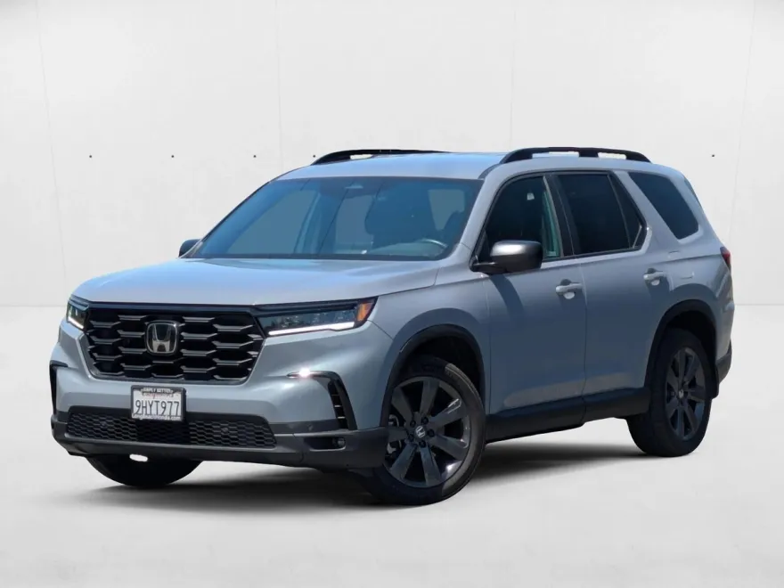 2023 Honda Pilot Sport photo 1