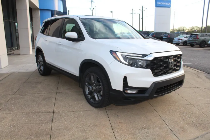 2023 Honda Passport EX-L photo 1