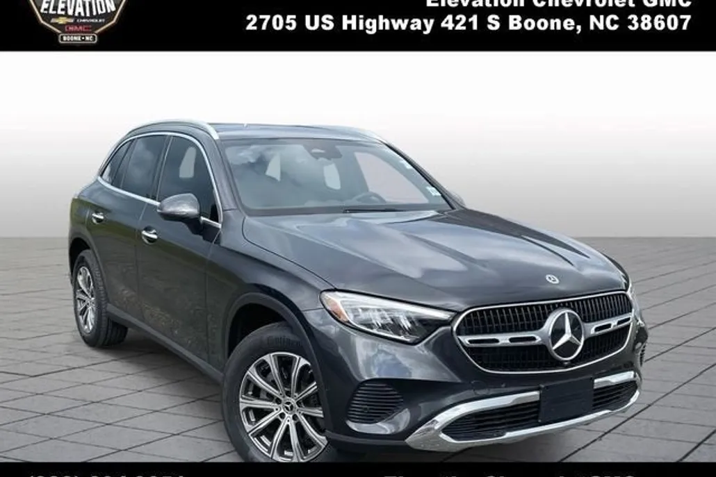 2025 Mercedes Benz GLC 300 4MATIC photo 1