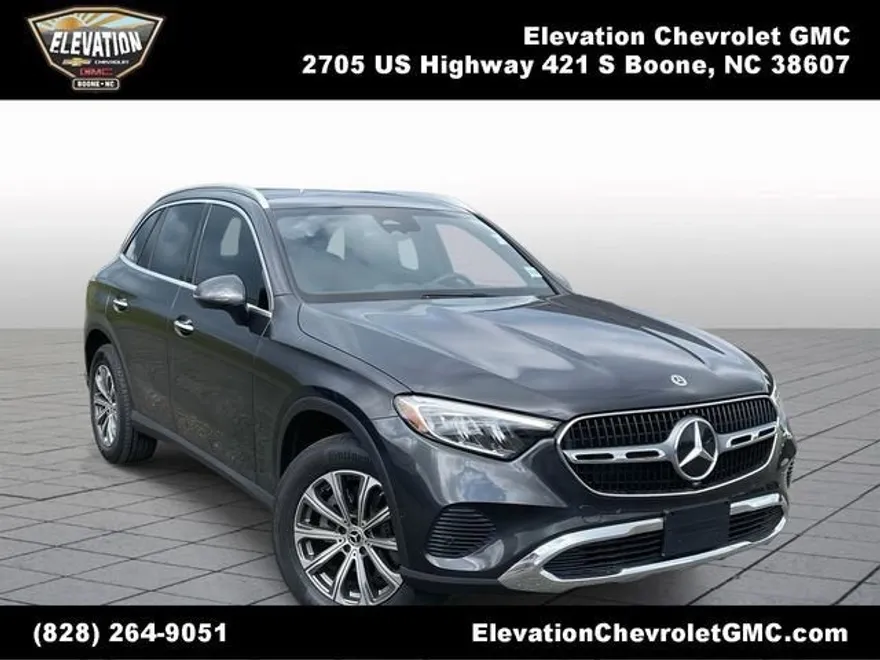 2025 Mercedes Benz GLC 300 4MATIC photo 1