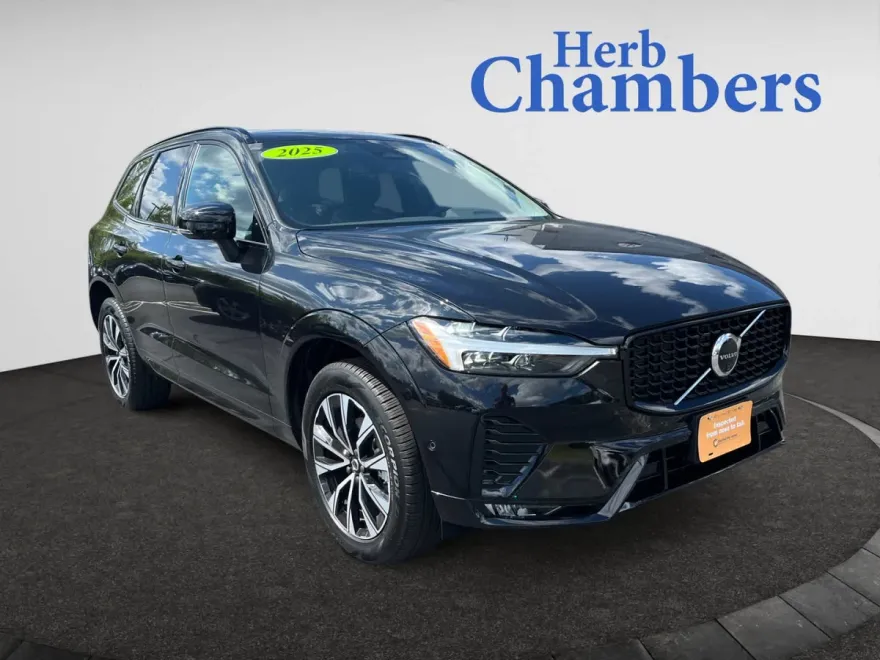 2025 Volvo XC60 B5 Plus photo 1