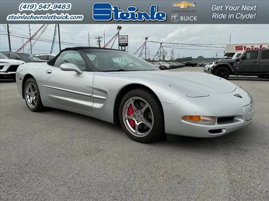 1998 Chevrolet Corvette Base photo 1