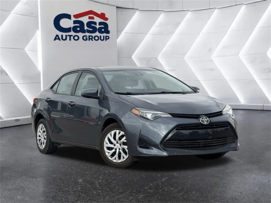 2018 Toyota Corolla L photo 1