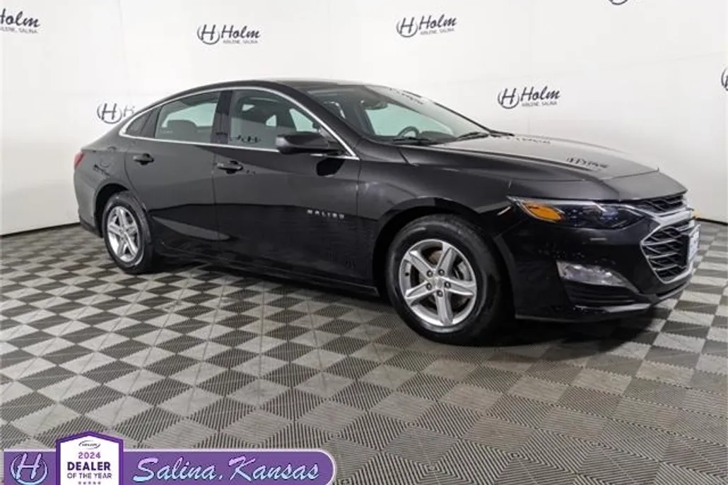 2023 Chevrolet Malibu 1LT photo 1