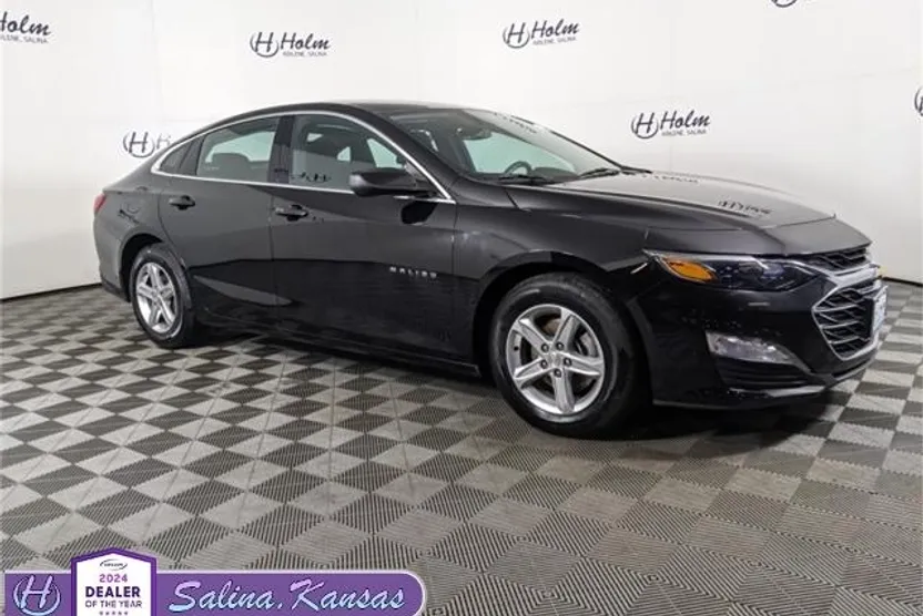 2023 Chevrolet Malibu 1LT photo 1
