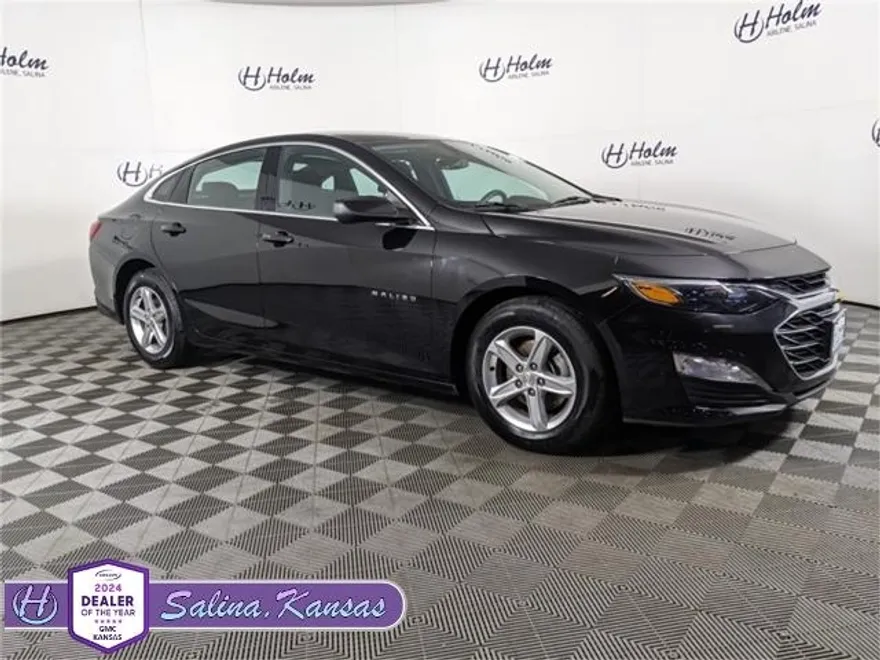 2023 Chevrolet Malibu 1LT photo 1