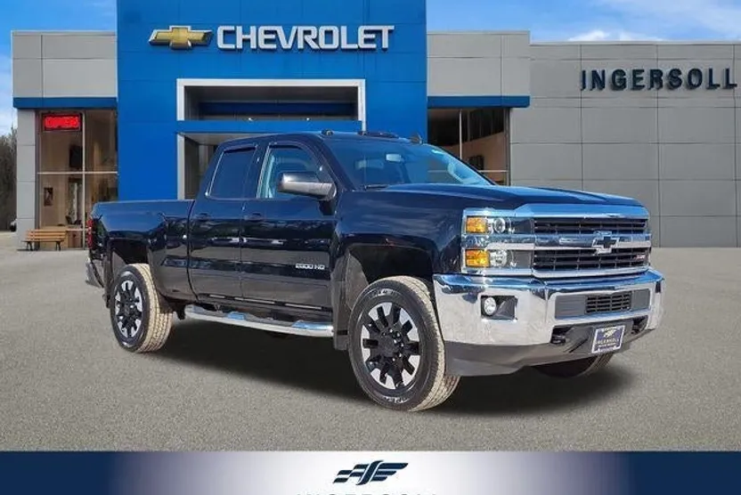 2016 Chevrolet Silverado 2500HD LT photo 1