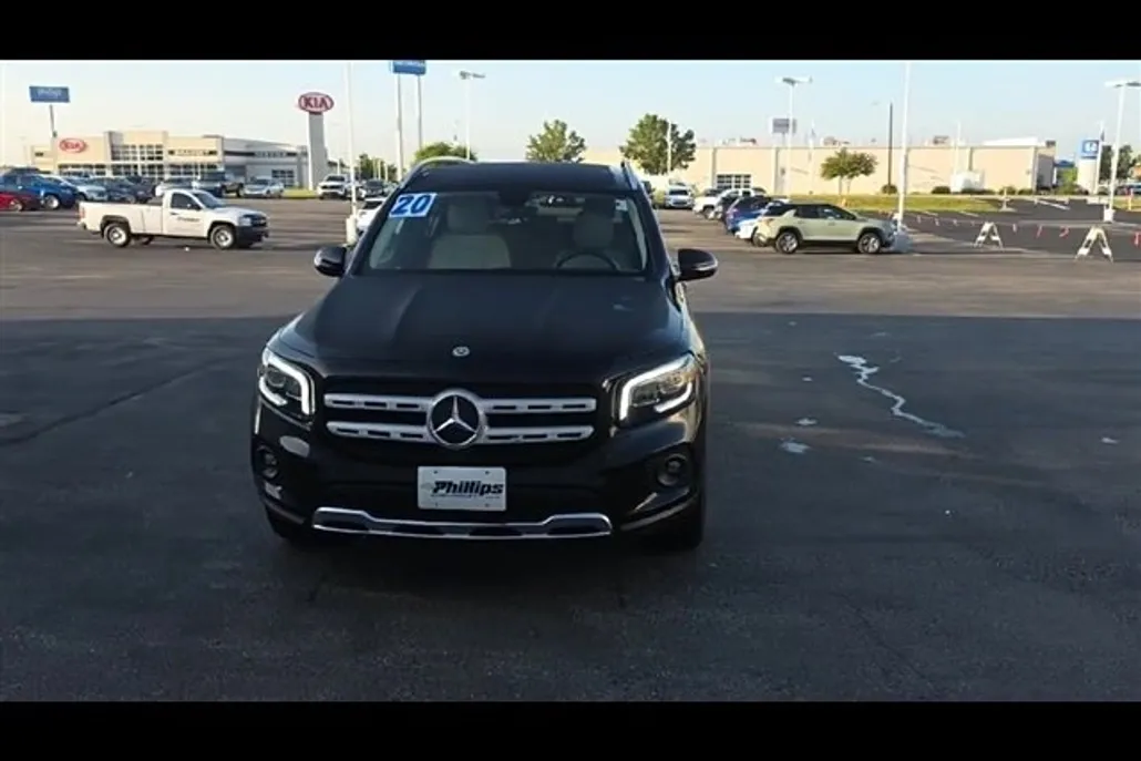 2020 Mercedes Benz GLB 250 4MATIC photo 1