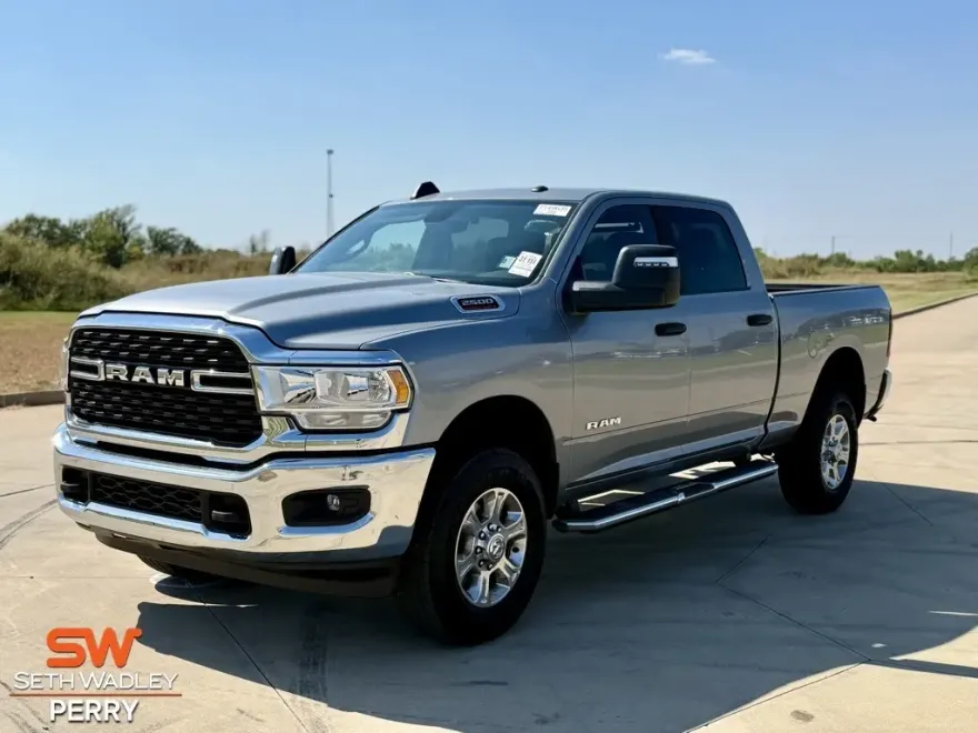 2024 Ram 2500 Big Horn photo 1
