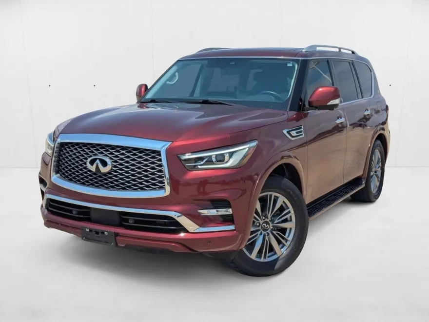 2022 Infiniti QX80 Luxe photo 1