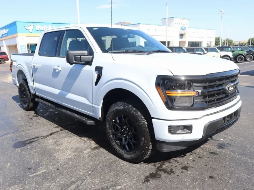 2025 Ford F-150 XLT photo 1