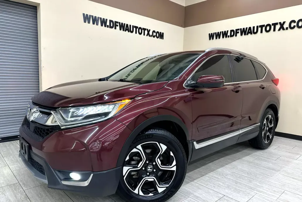 2017 Honda CR-V Touring photo 1
