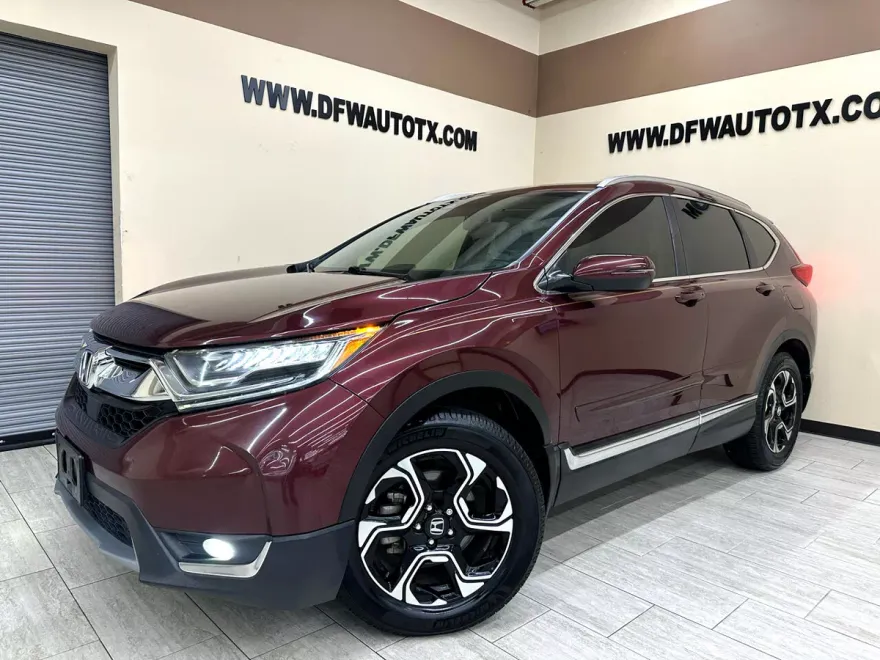 2017 Honda CR-V Touring photo 1