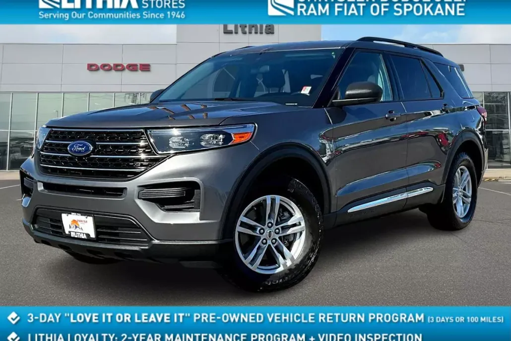 2022 Ford Explorer XLT photo 1
