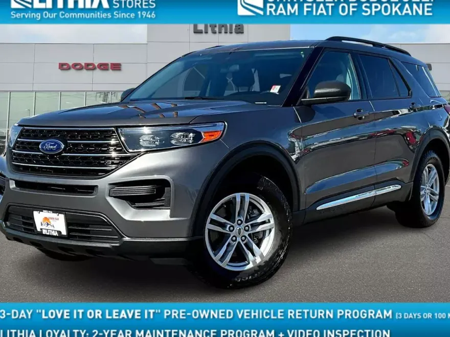 2022 Ford Explorer XLT photo 1
