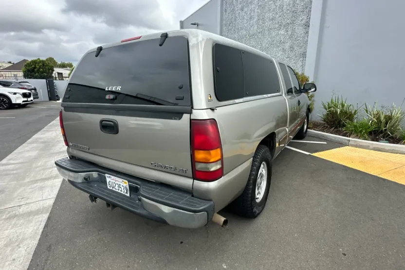 2002 Chevrolet Silverado 1500 LS photo 1