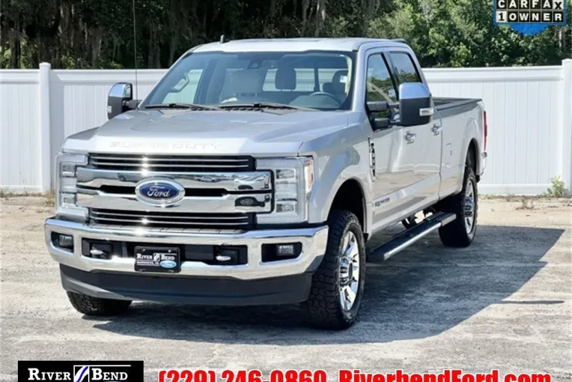 2019 Ford F-350 Lariat photo 1
