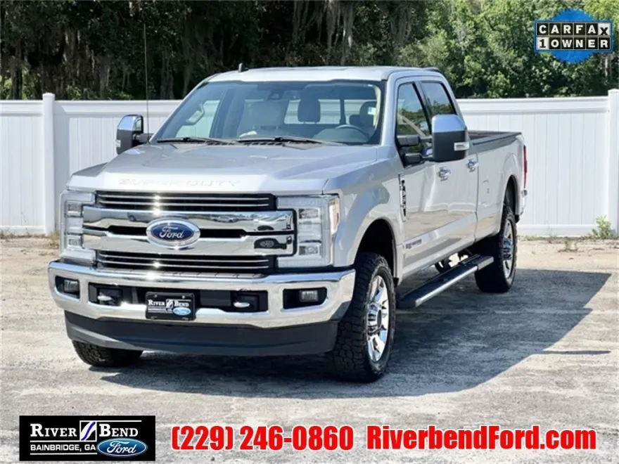 2019 Ford F-350 Lariat photo 1