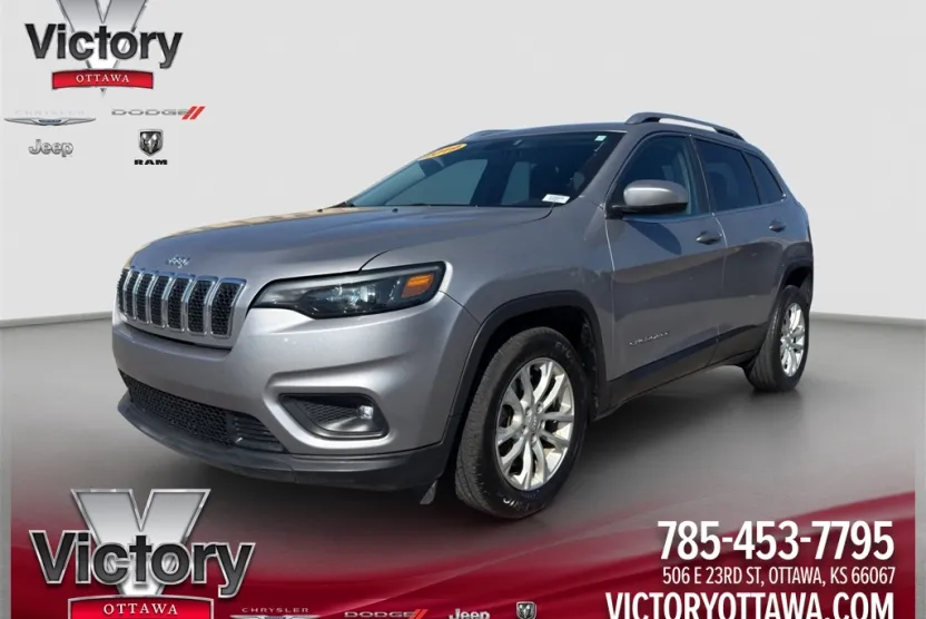 2019 Jeep Cherokee Latitude photo 1