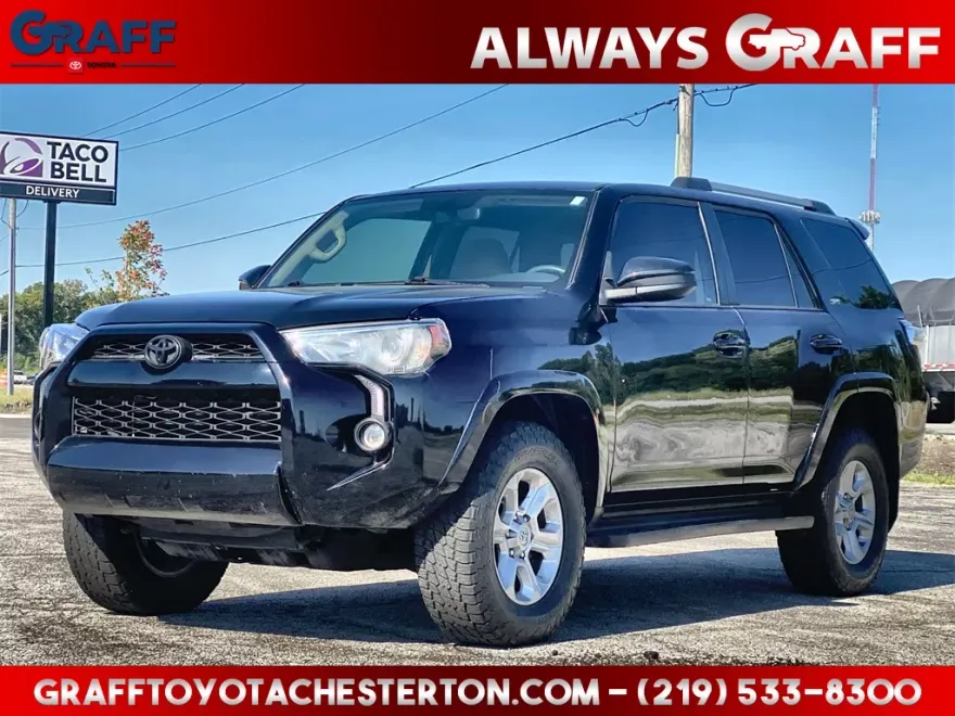 2019 Toyota 4Runner SR5 photo 1