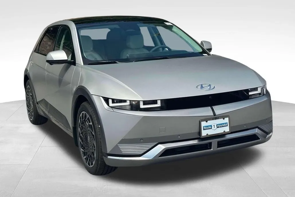 2024 Hyundai Ioniq 5 Limited photo 1