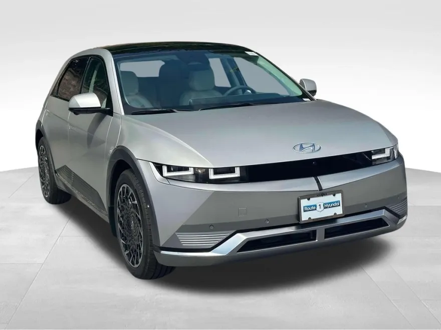 2024 Hyundai Ioniq 5 Limited photo 1