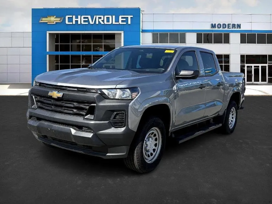2025 Chevrolet Colorado Work Truck LT photo 1