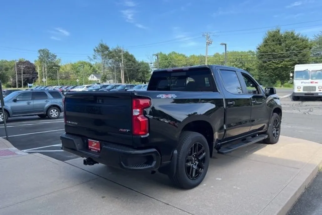 2025 Chevrolet Silverado 1500 RST photo 1