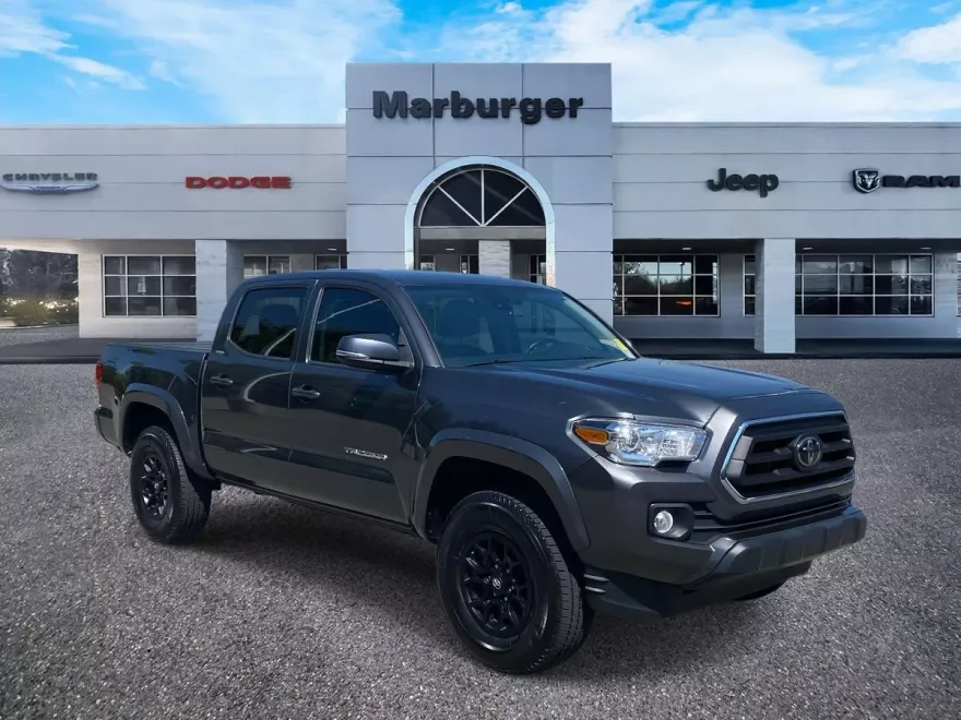 2022 Toyota Tacoma SR5 photo 1