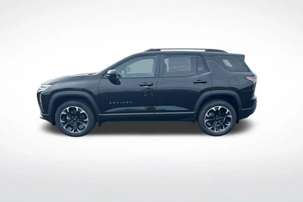2026 Chevrolet Equinox LT photo 1