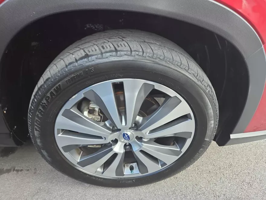 2019 Subaru Ascent Limited photo 1
